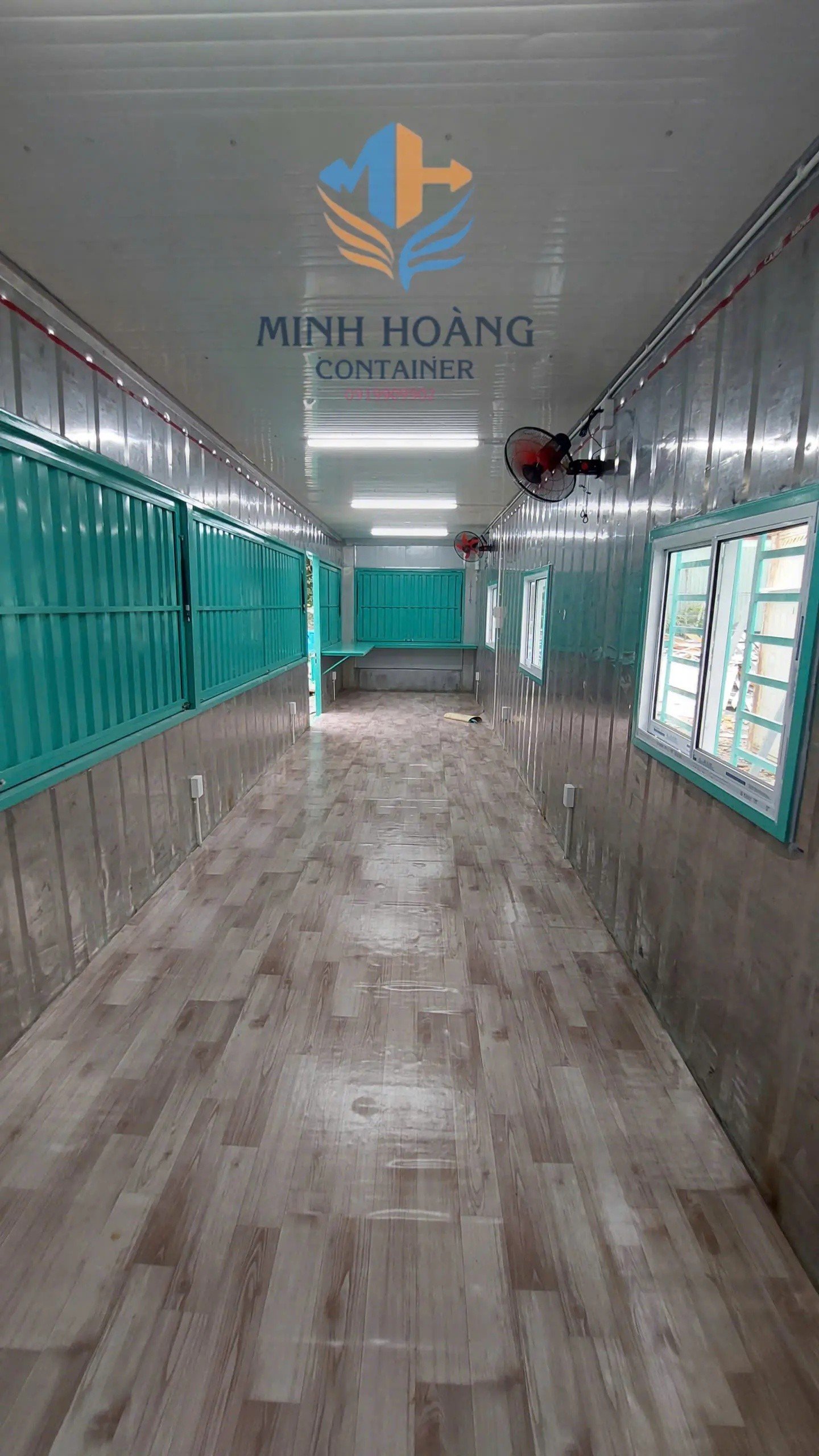 Container Cafe 40 Feet Xanh Ngọc Có Toilet Vỏ Lạnh
